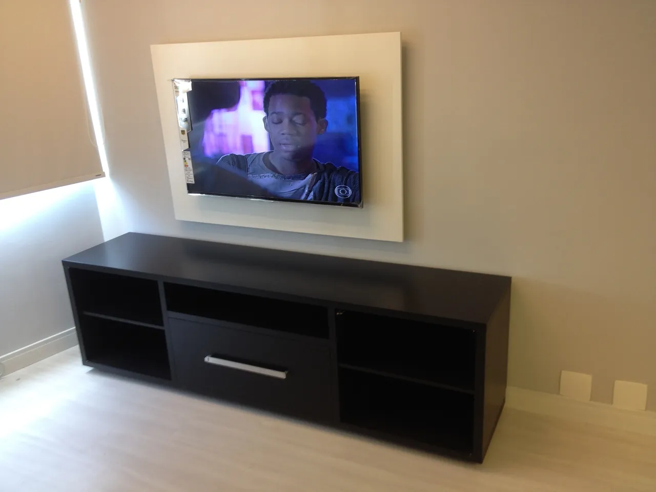 Furnished apartment with 1 bedroom and a mountain view — photo 6