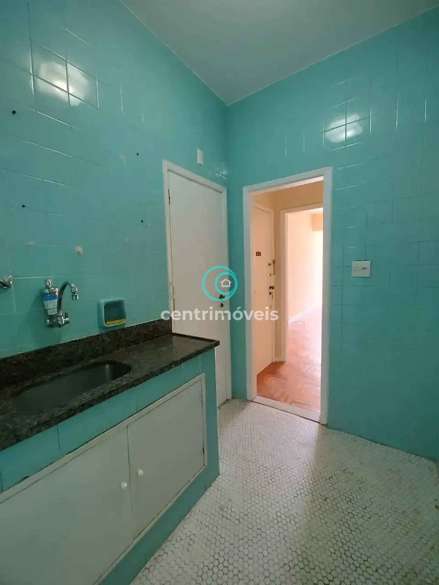 2-bedroom apartment with a mountain view in Rio de Janeiro — photo 20