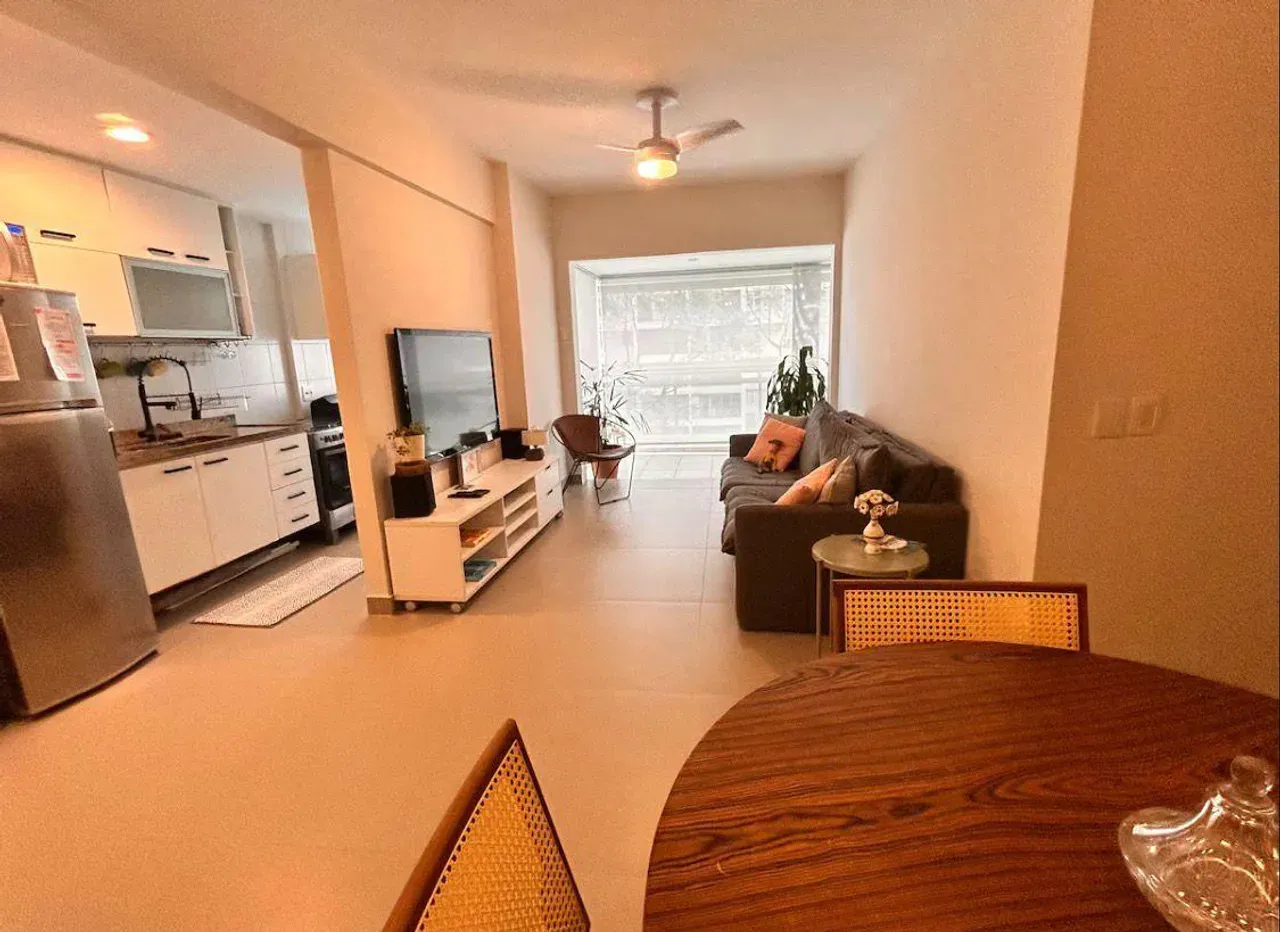 Furnished 2-bedroom apartment with 78 m² and 2 baths — photo 2