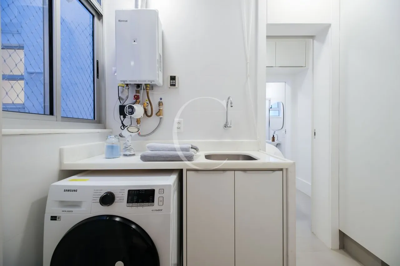 Apartment with 3 bedrooms and an open-plan gas kitchen — photo 16