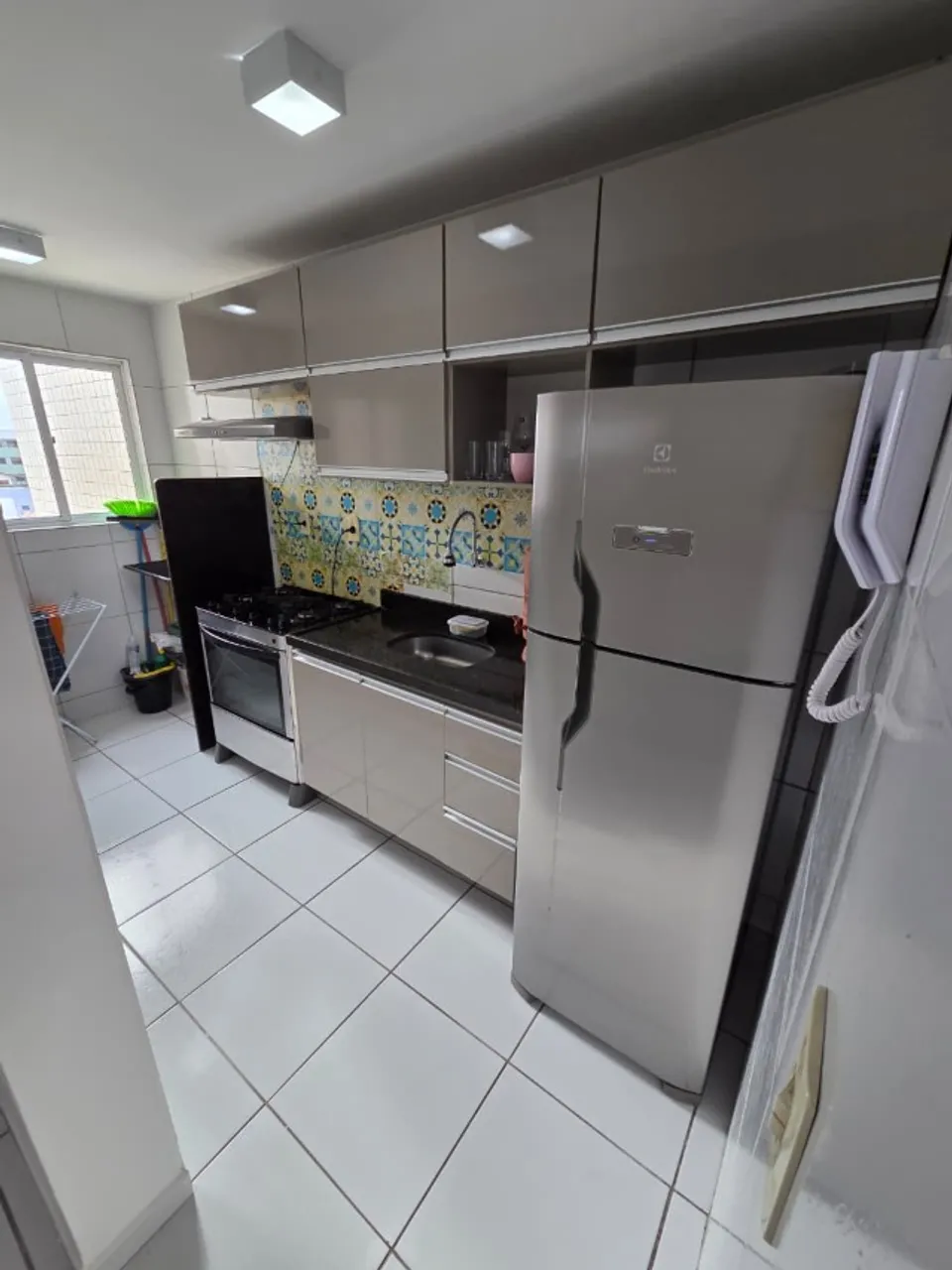 Furnished 2-bedroom apartment with 2 bathrooms — photo 2