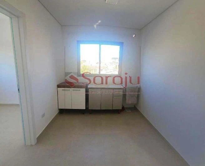 1-bedroom apartment of 30 m² with fitted kitchen cabinets — photo 3