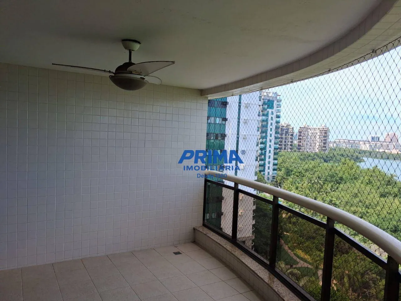 4-bedroom apartment with 4 bathrooms and 180 m² — photo 11