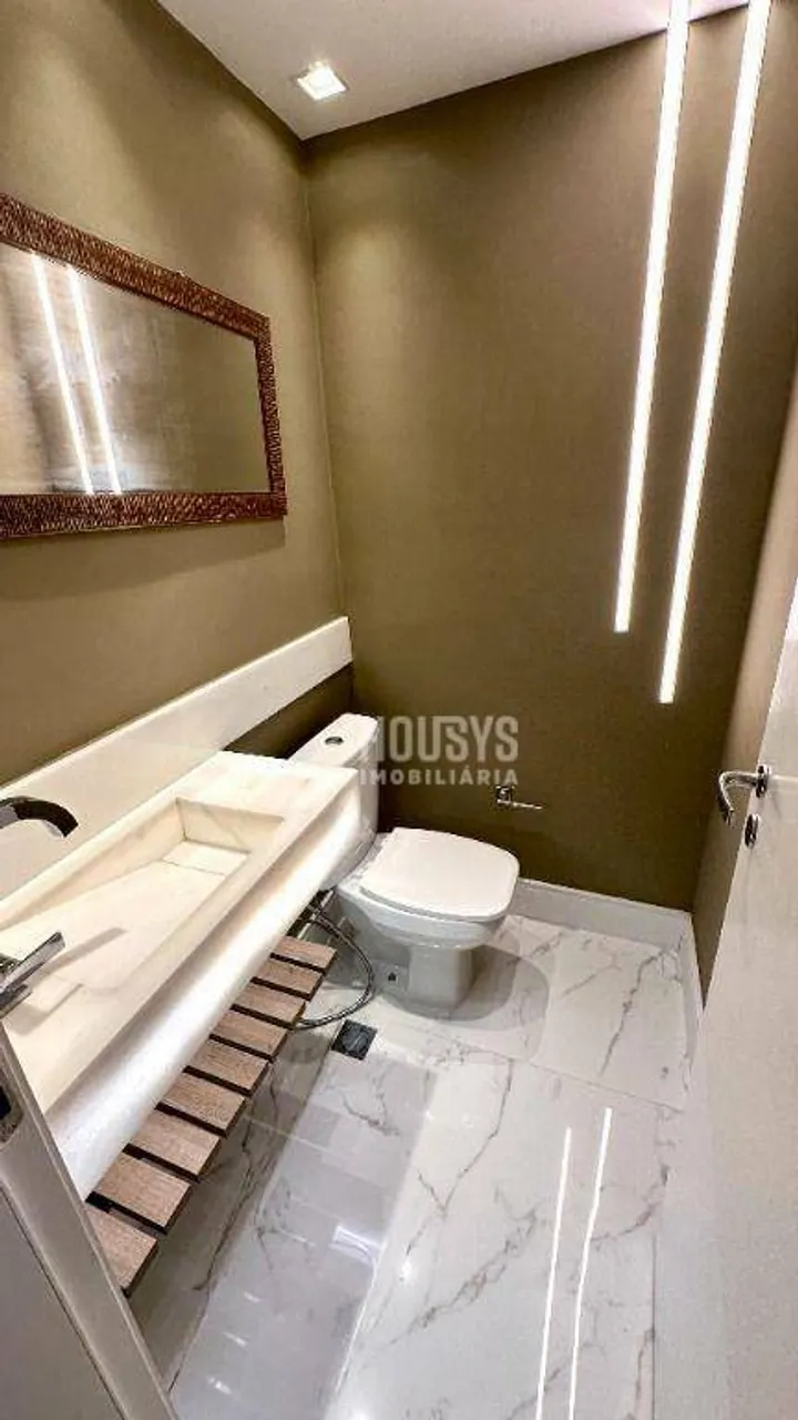 Furnished 4-bedroom apartment with 169 m² — photo 14