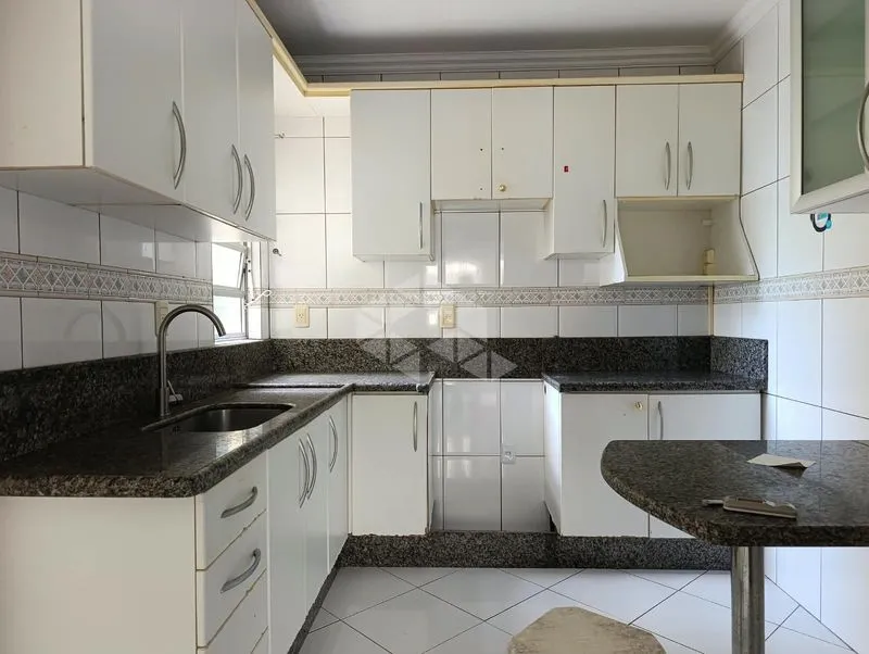 3-bedroom, 96 m² apartment in Florianópolis — photo 2