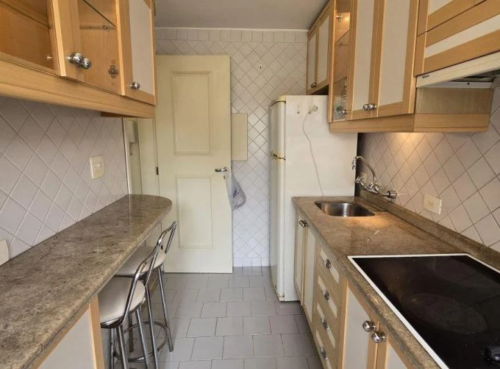 Apartamento amueblado de 2 habitaciones con cocina cerrada — photo 2
