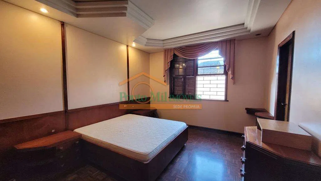 House with 3 bedrooms, 330 m² and 2 parking spaces — photo 10