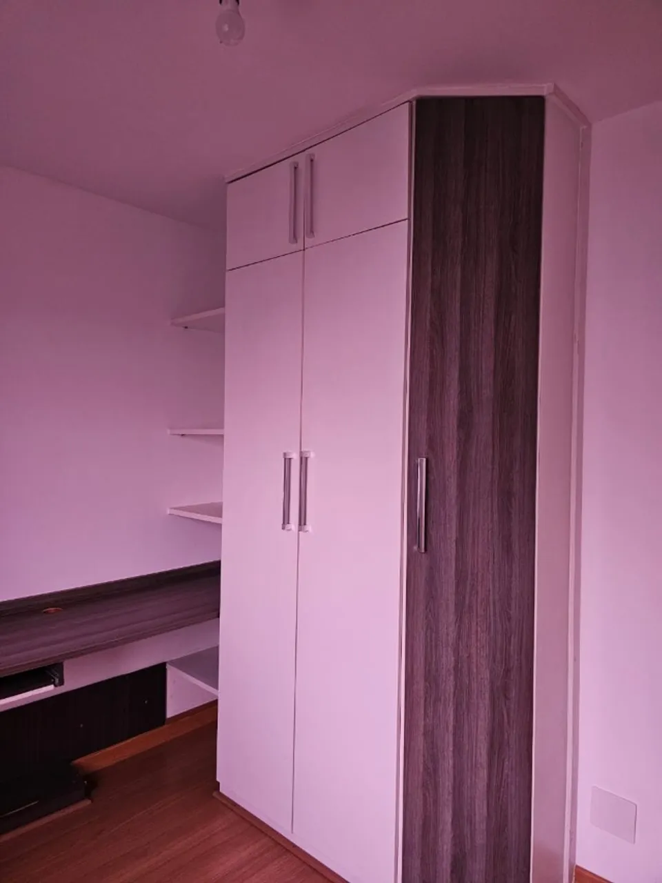 Apartamento mobiliado de 2 quartos com máquina de lavar