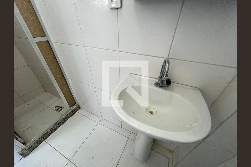 Деревянный пол или ламинат и 2 спальни: дом 80 м² — photo 30
