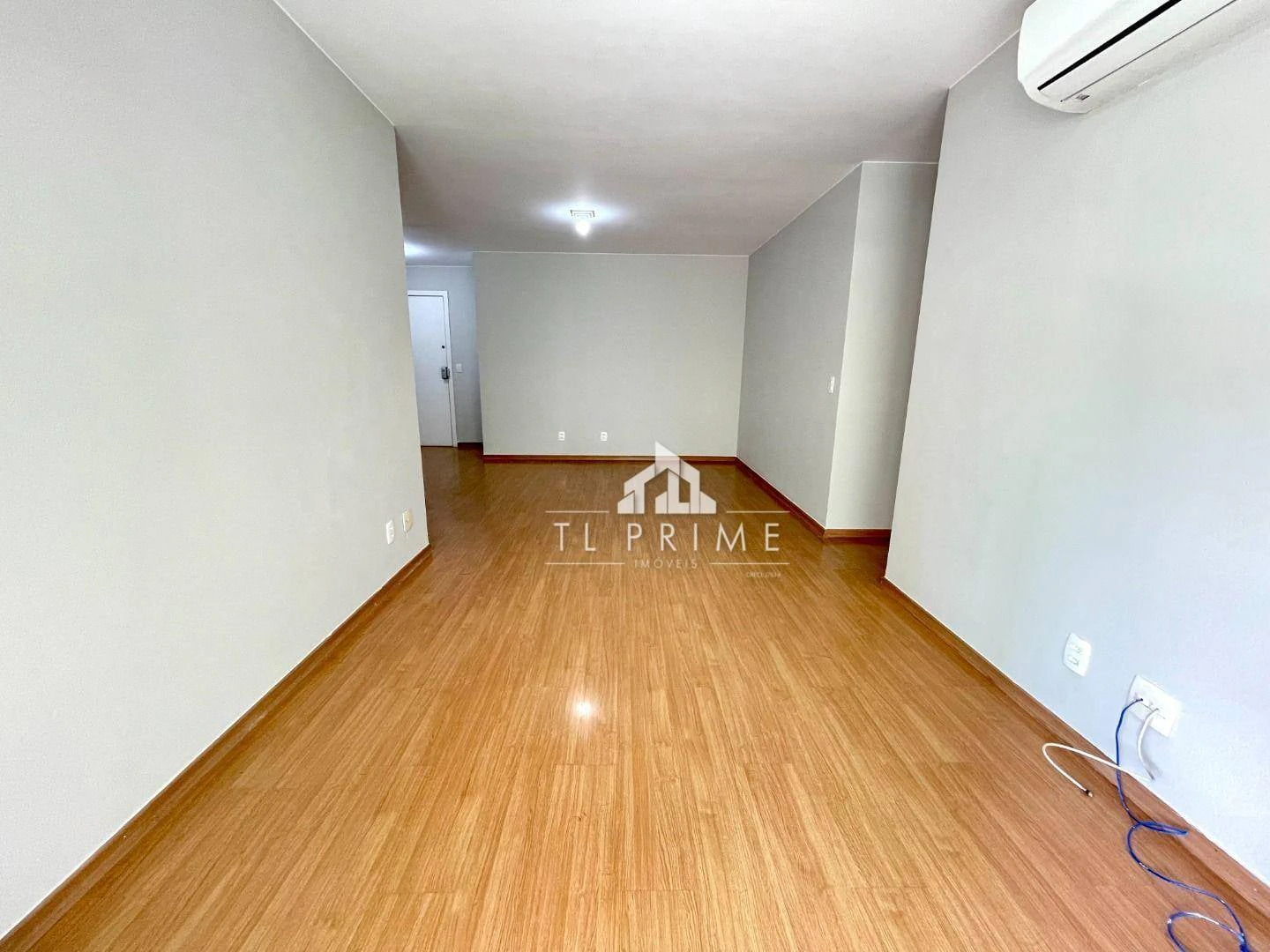 Furnished apartment, 99 m², with a private pool — photo 19