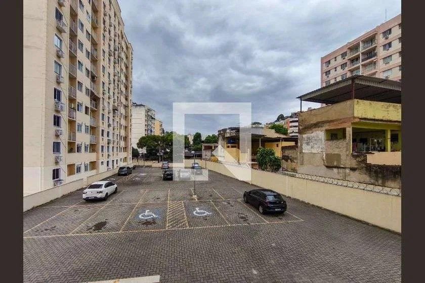 2-bedroom apartment in a building with a pool — photo 10