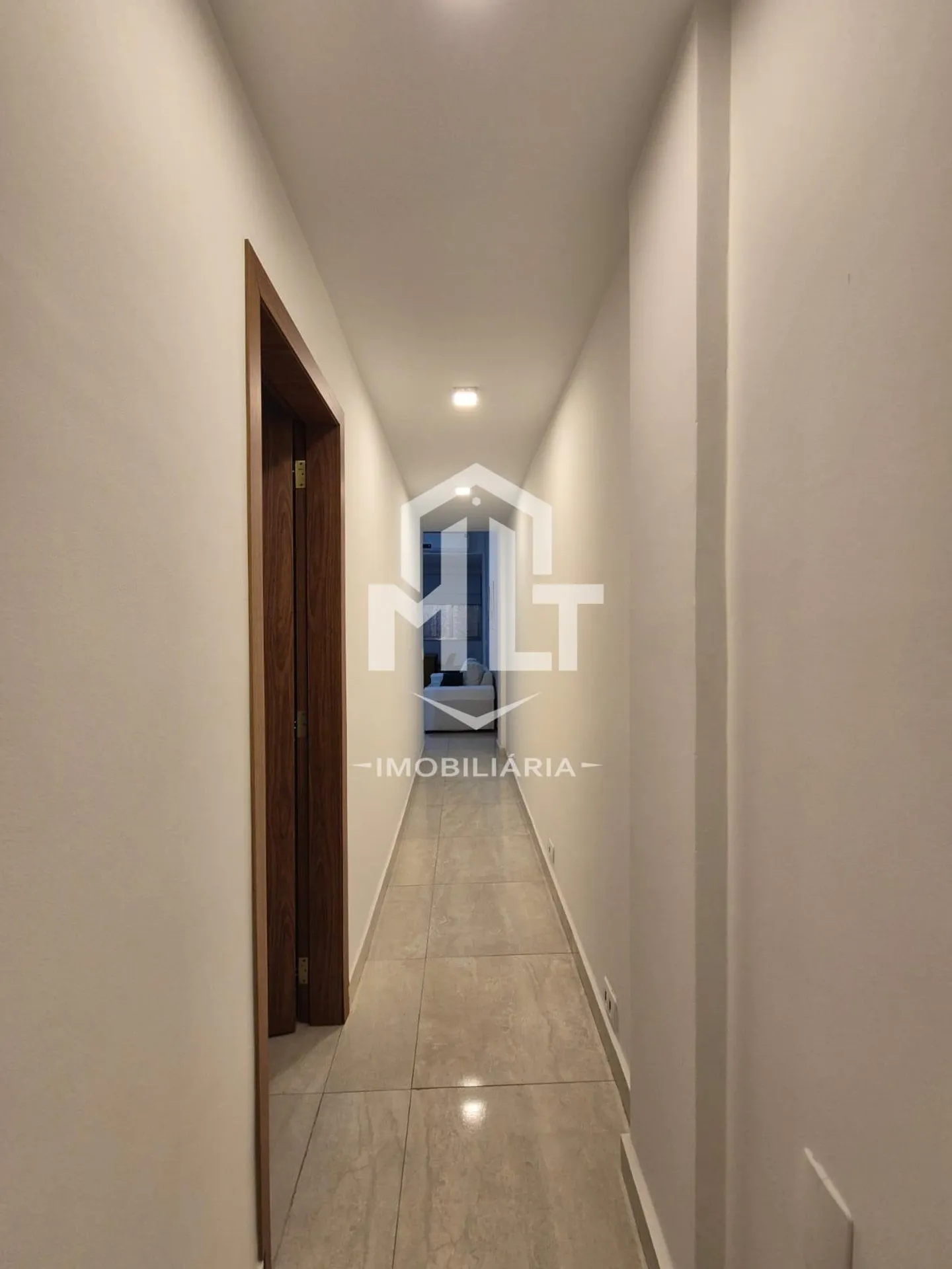 Furnished apartment, 55 m², with a home office — photo 31