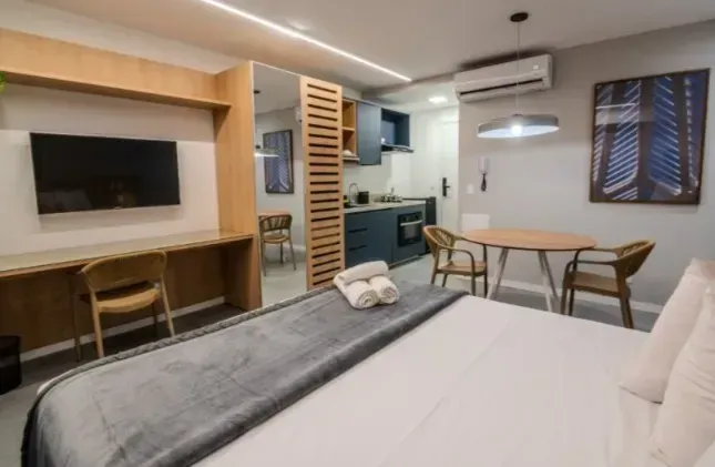 Apartamento amueblado de 1 dormitorio con balcón cerrado — photo 5
