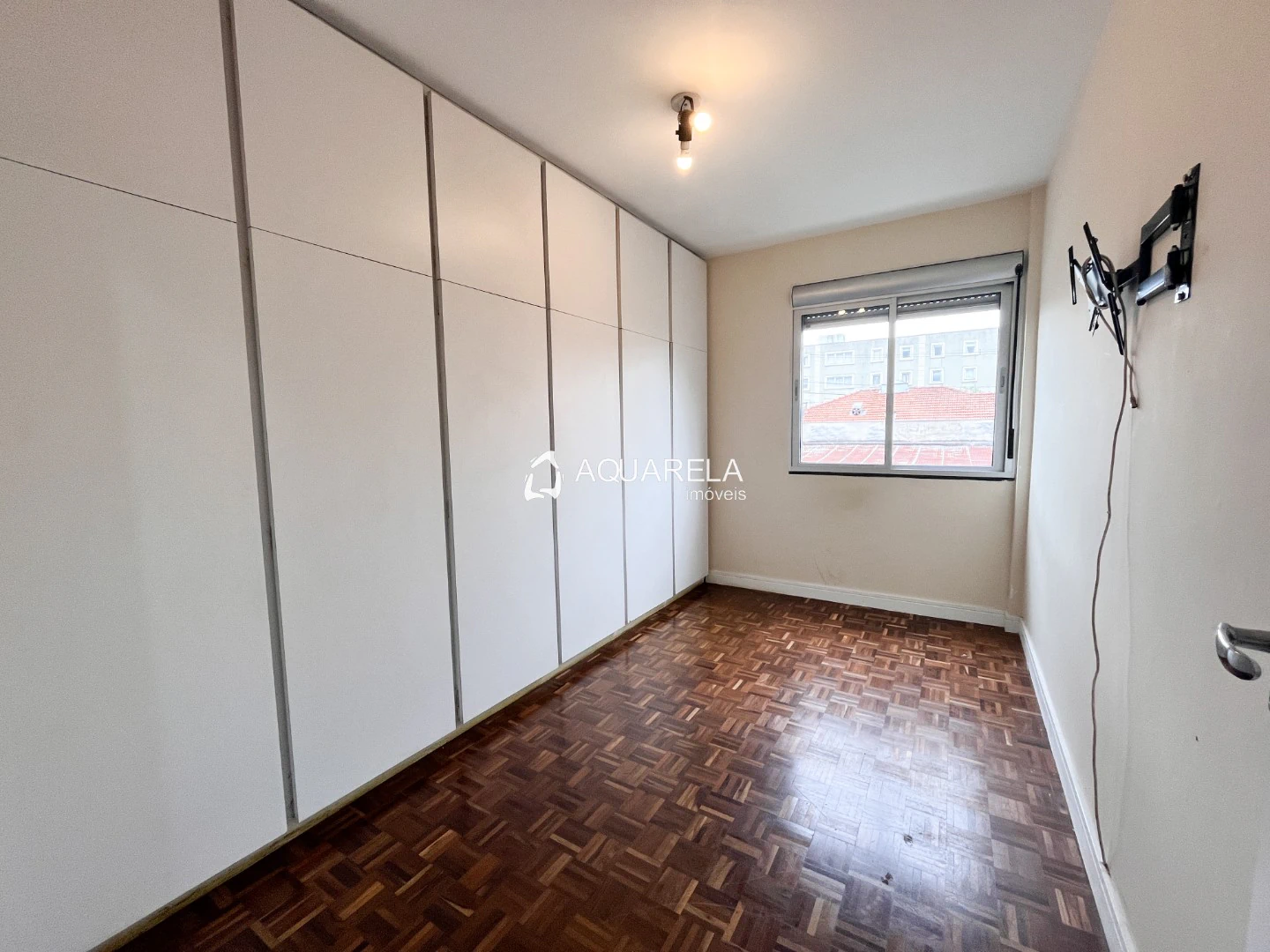 Washing machine in a 3-bedroom apartment, 109 m² — photo 13