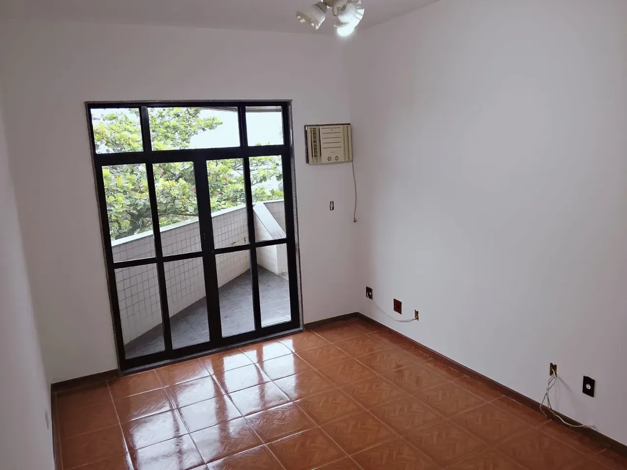 Rental apartment with 3 bedrooms, 3 baths and 140 m² — photo 37