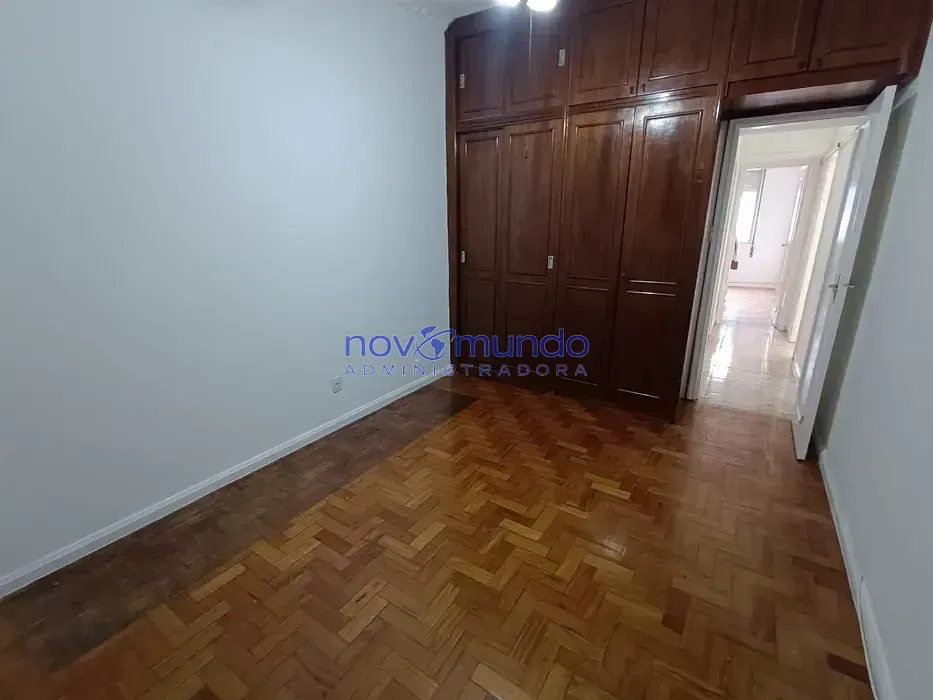 Unfurnished 2-bedroom apartment with 2 bathrooms — photo 16