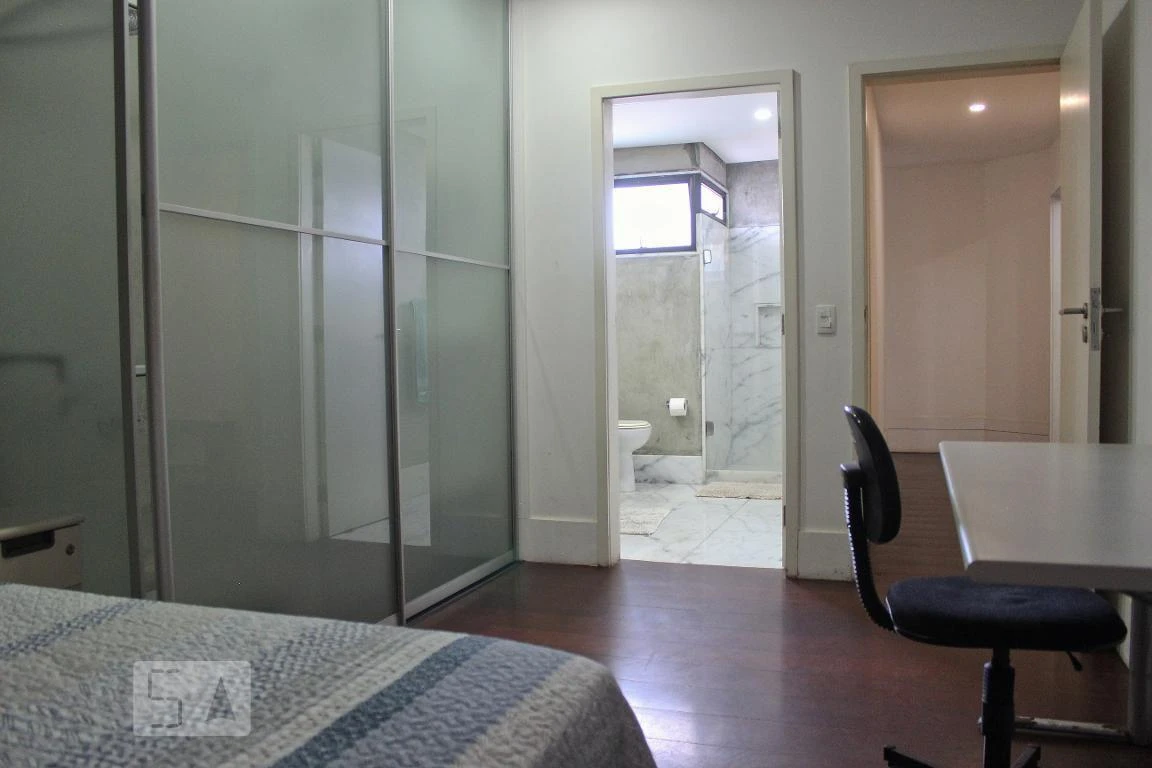 Apartamento de 325 m² com 4 quartos e 3 suítes — photo 22