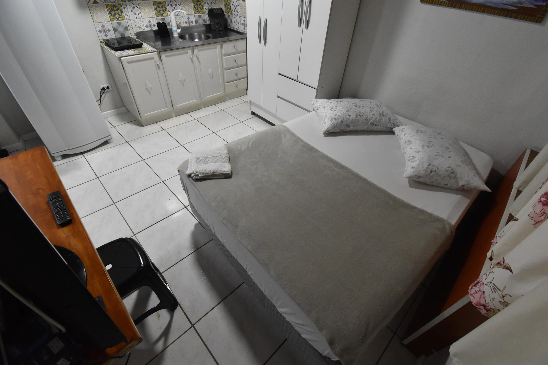 Furnished studio, 20 m², with a home office — photo 5