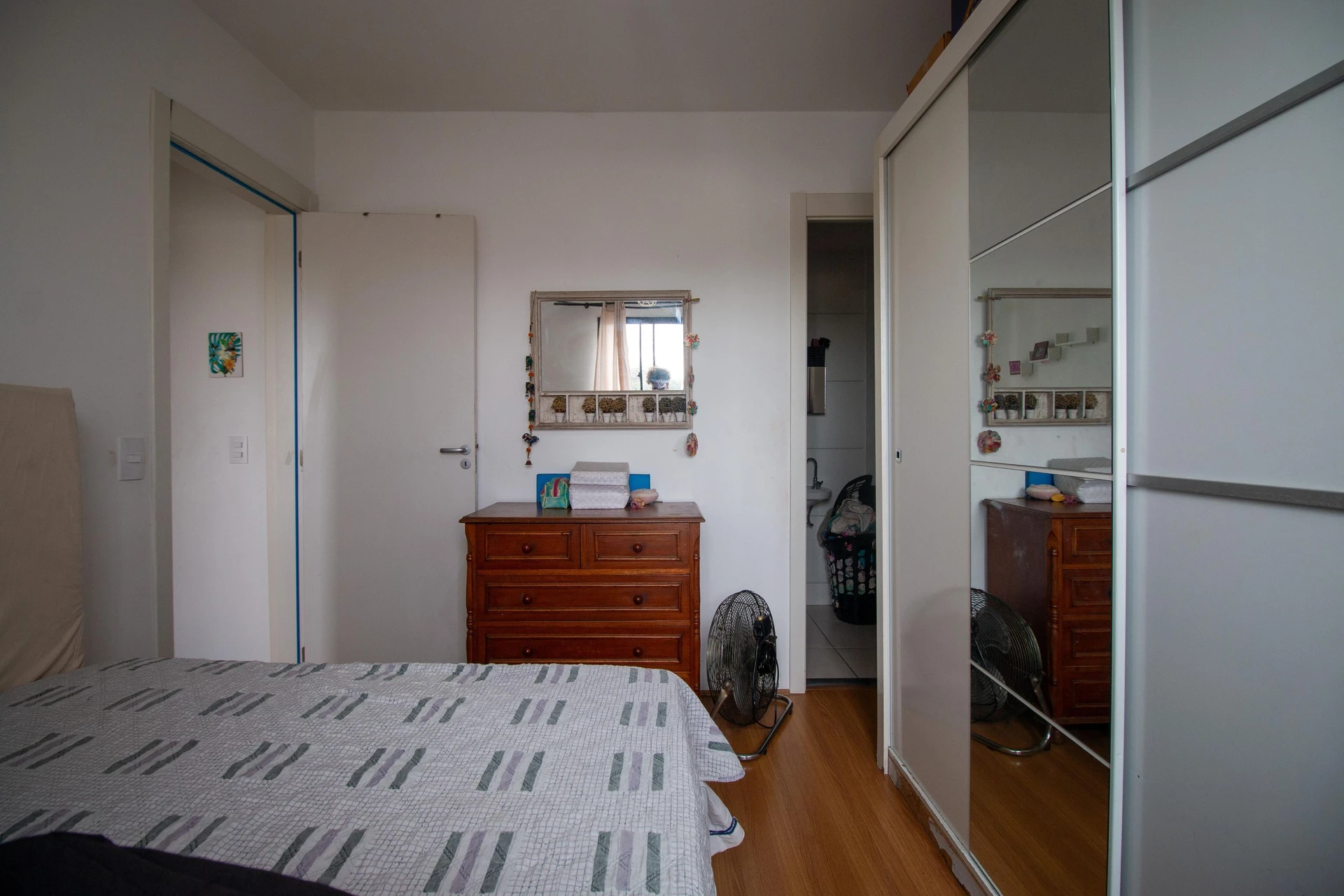 Apartamento mobiliado de 2 quartos com suíte e varanda — photo 31