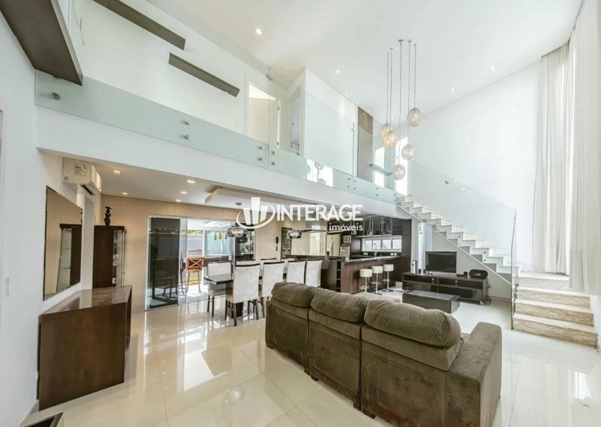 Furnished 4-bedroom house with 3 bathrooms