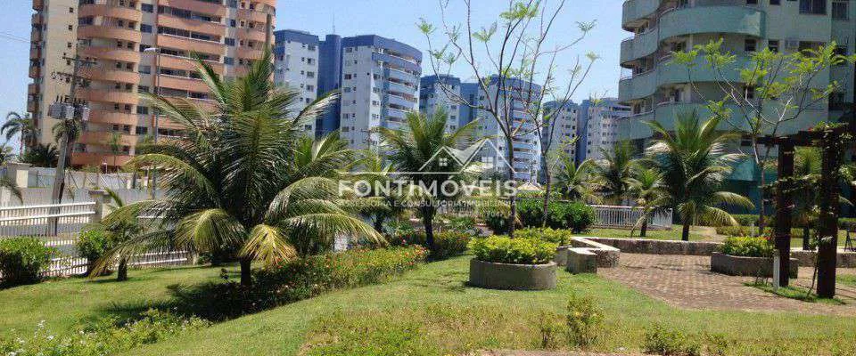 One-bedroom apartment in a building with a pool — photo 12