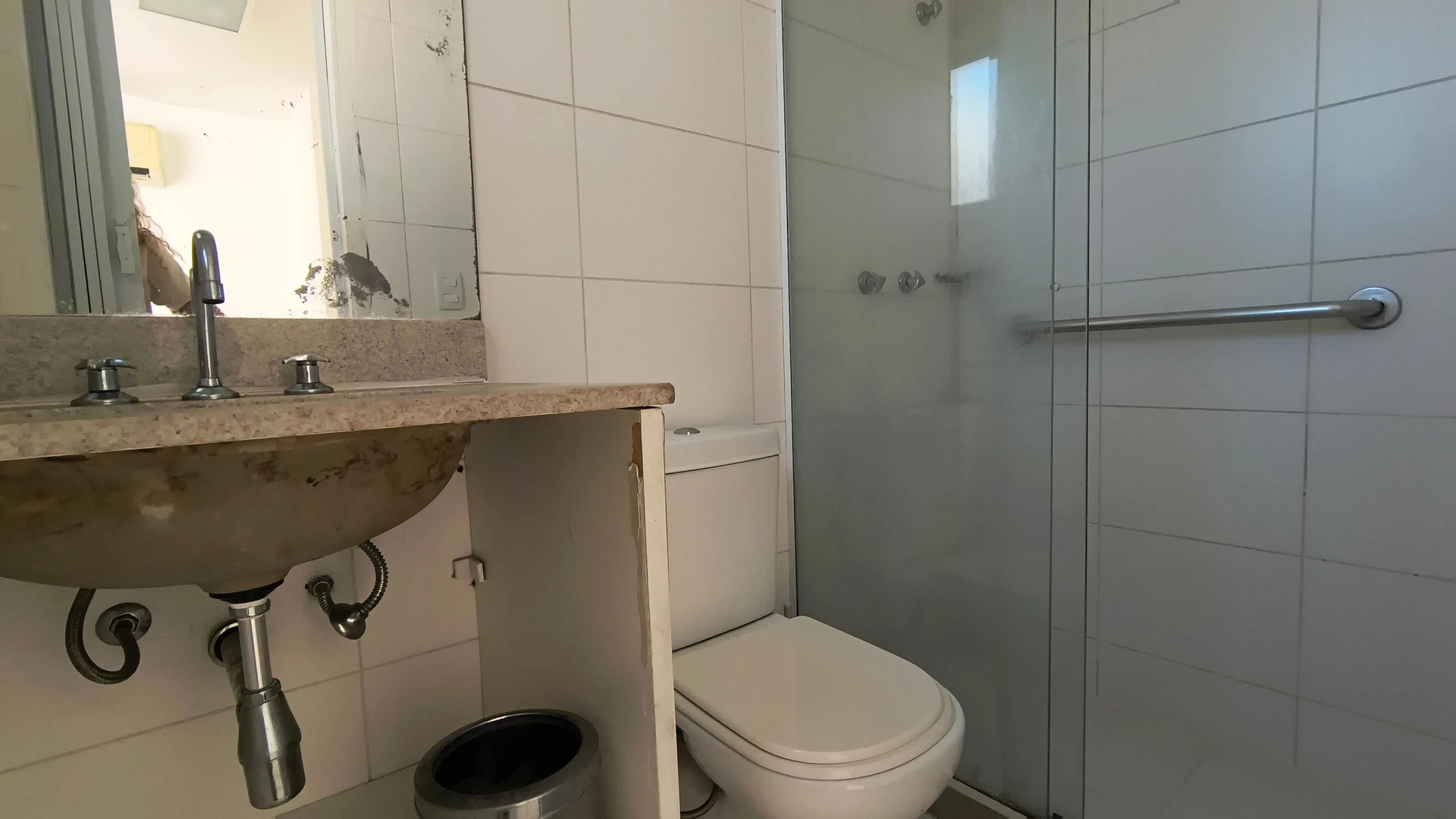 1-bedroom apartment with 1 parking space and balcony — photo 18