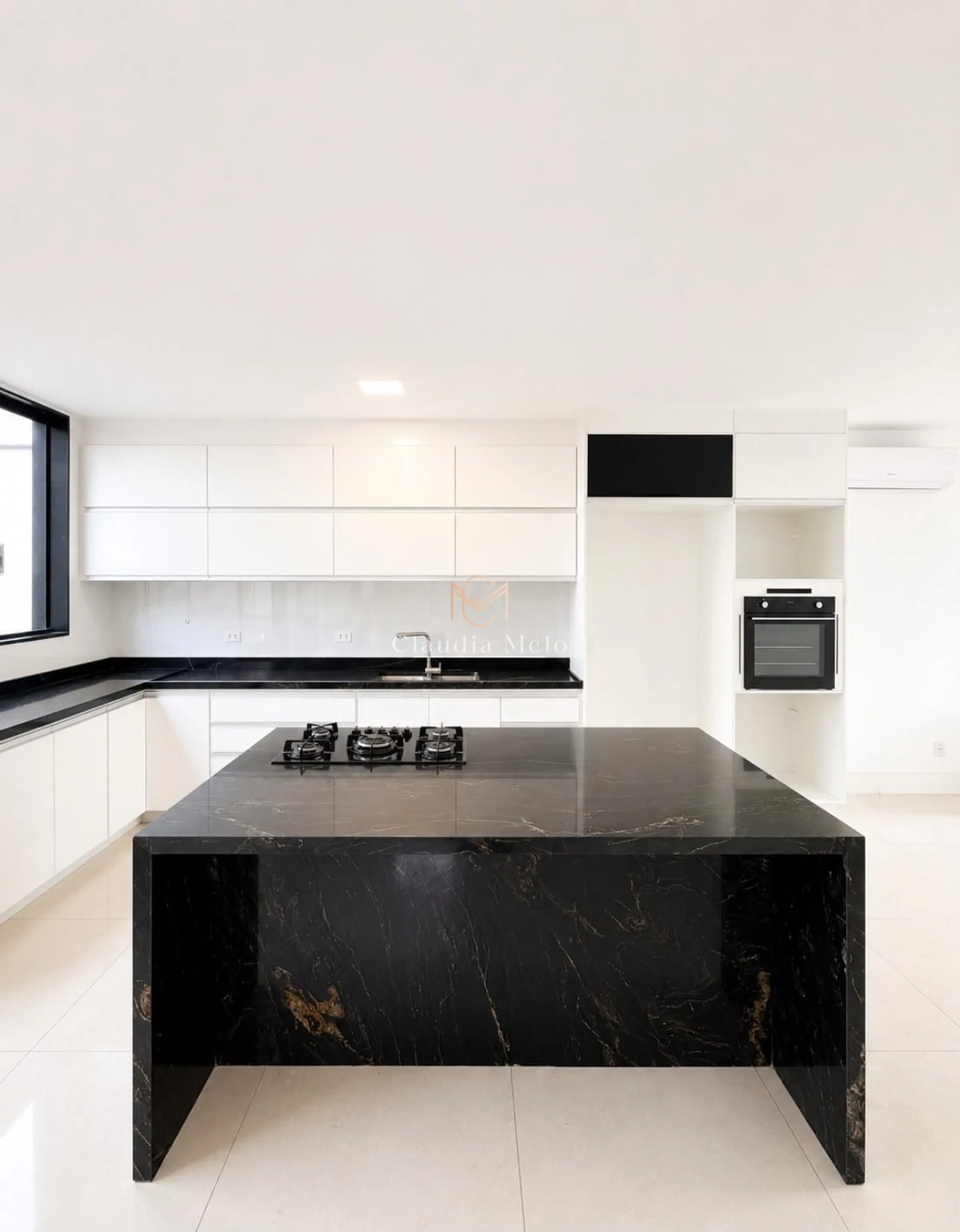 Casa com 5 suítes e cozinha integrada de 290 m² — photo 2
