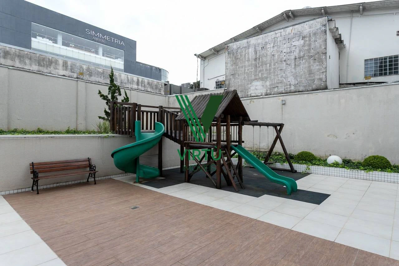 Furnished 3-bedroom apartment with enclosed balcony — photo 28
