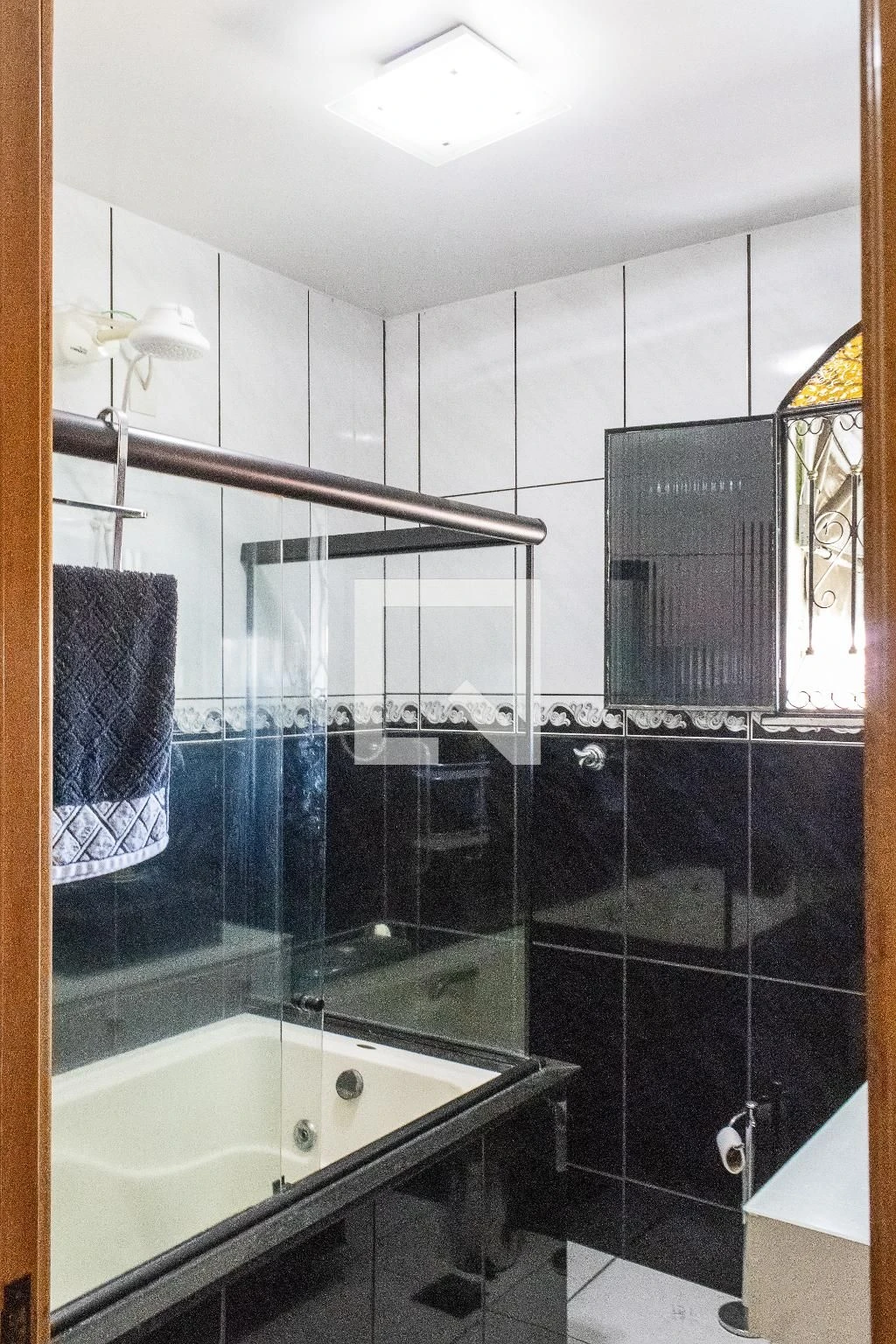 Casa com 5 quartos, jardim privativo e 4 vagas — photo 24