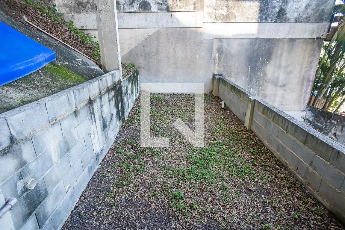 Casa mobiliada, 120 m², com janelas do piso ao teto — photo 69