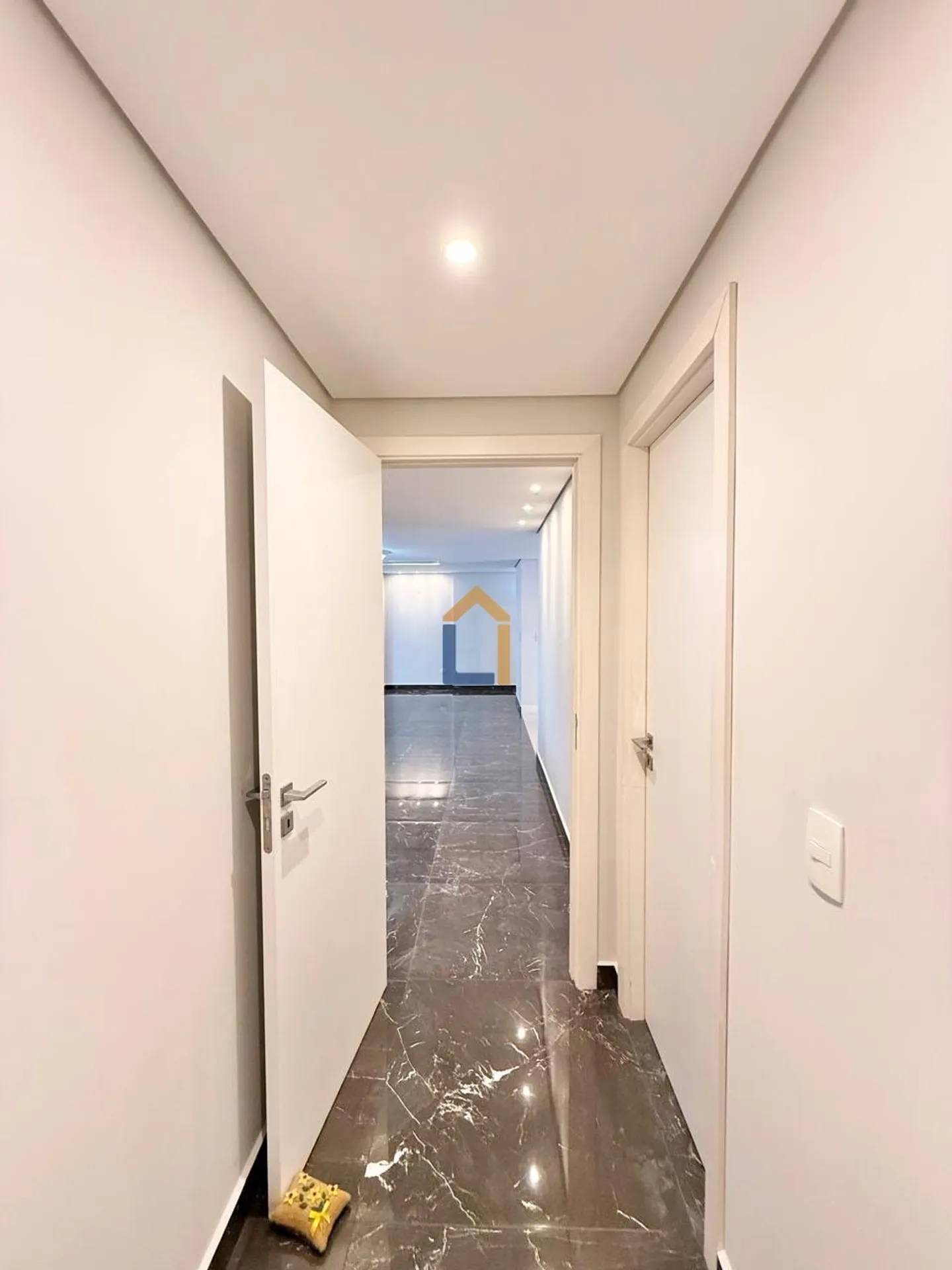 Cobertura duplex com 350 m², 2 suítes e 4 vagas — photo 27