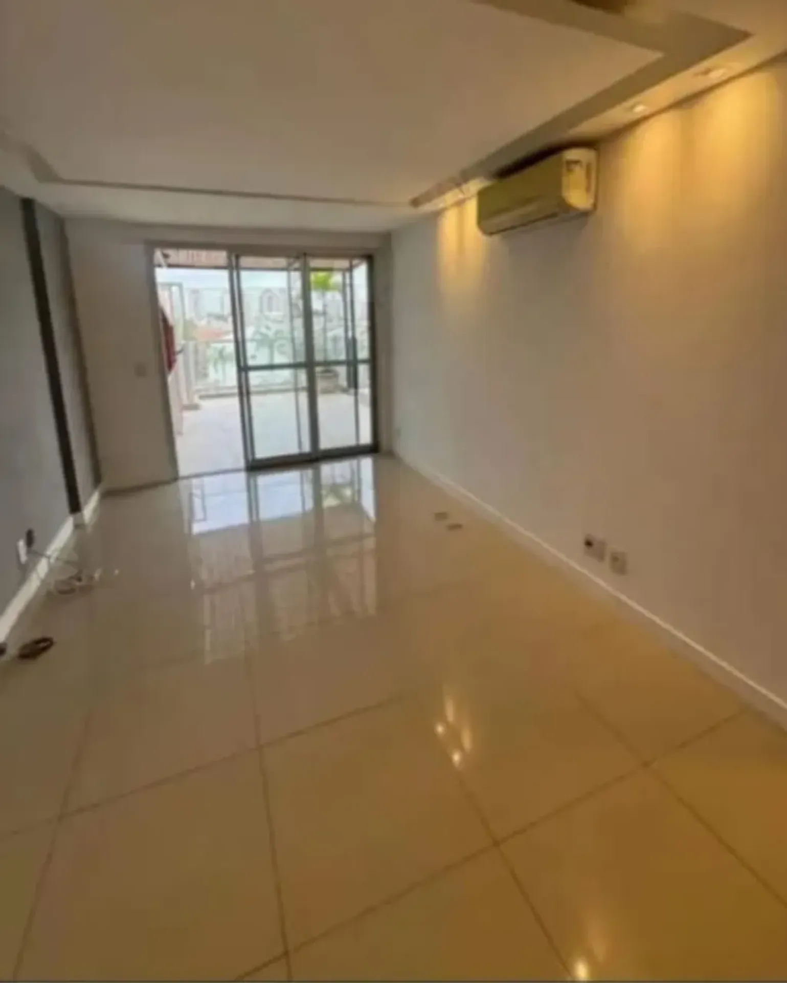 Apartment, 186 m², with a grill on the balcony — photo 6