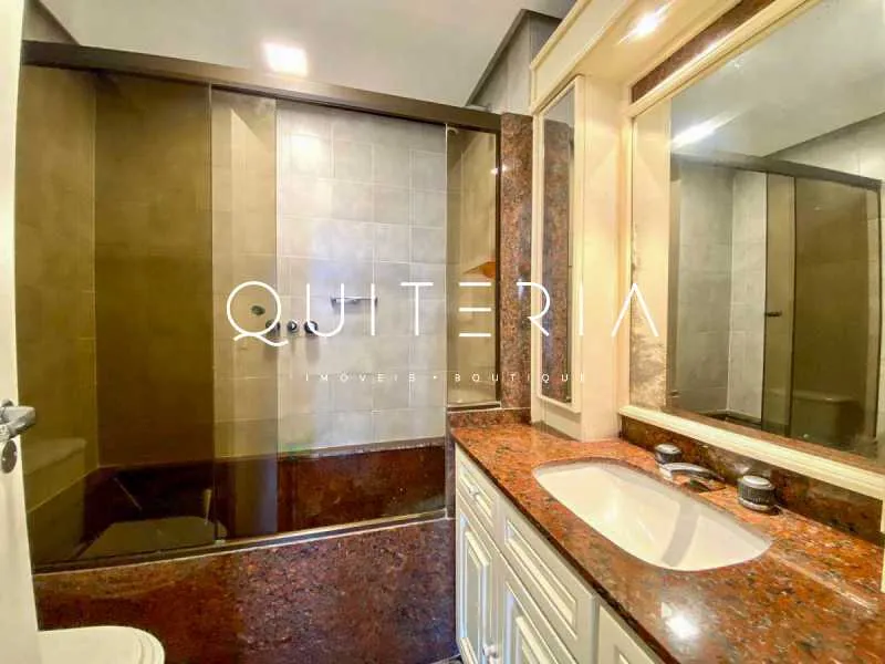 3-bedroom apartment with a glassed-in balcony — photo 6