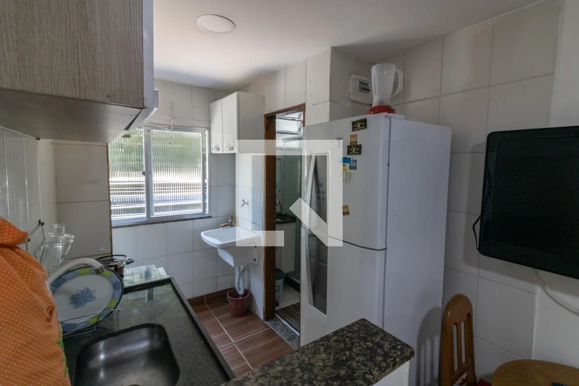 Furnished 2-bedroom apartment with 1 bathroom no parking — photo 22