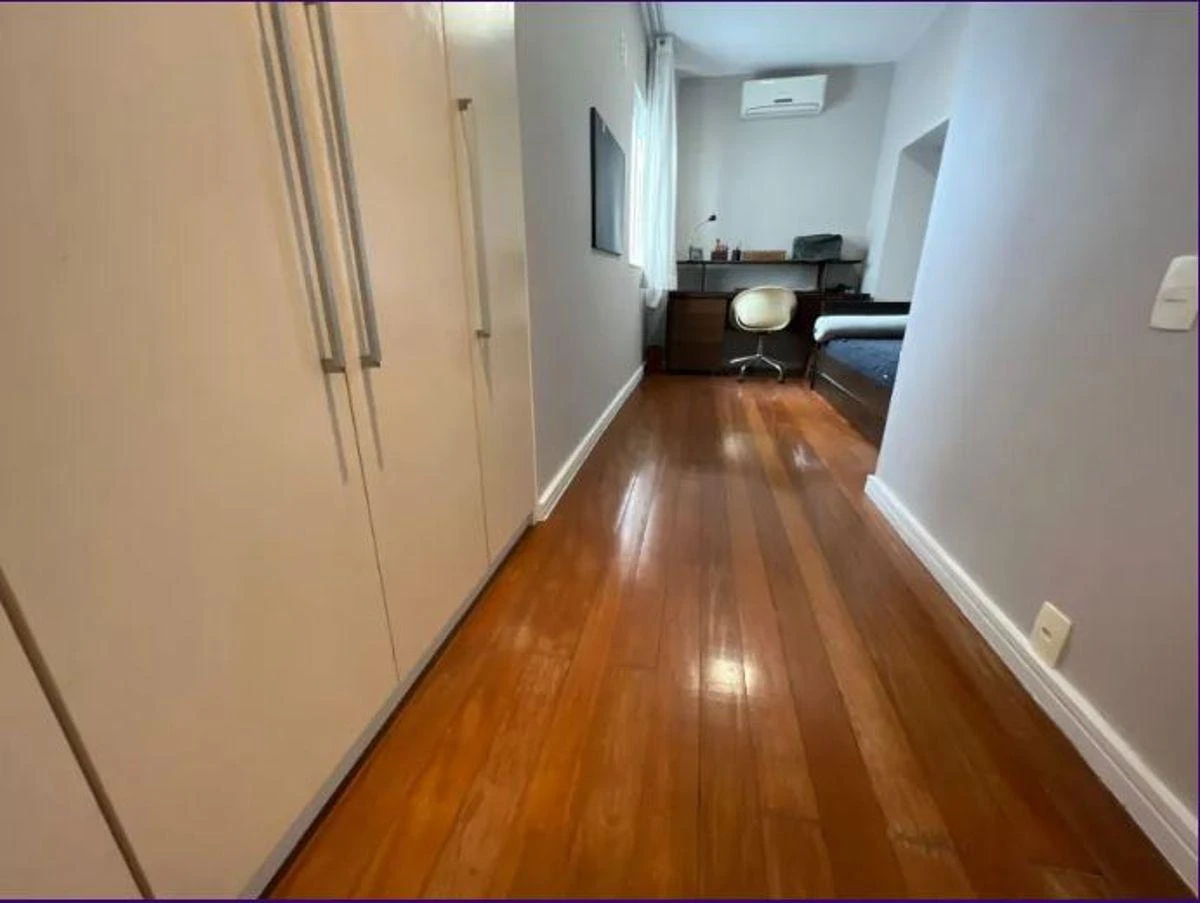 Furnished 400 m² apartment with 4 bedrooms and a terrace — photo 16
