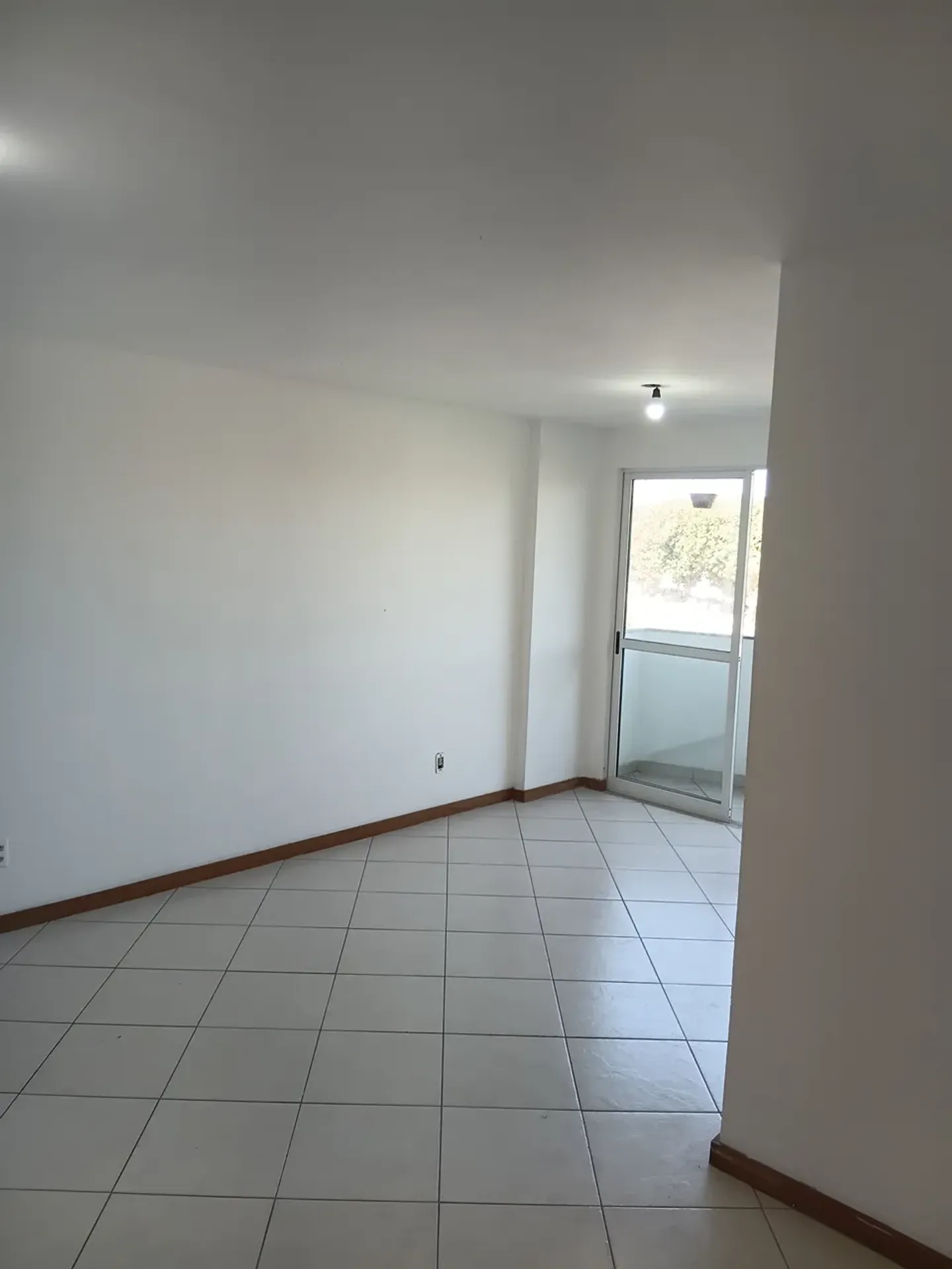3-bedroom apartment with built-in wardrobes — photo 23
