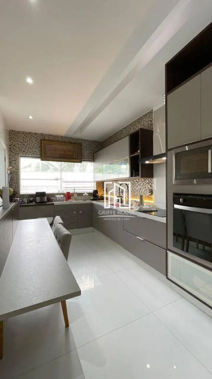 Furnished condo house with 4 bedrooms — photo 15