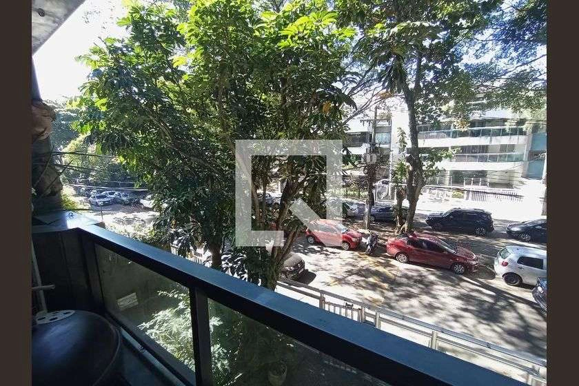 3-bedroom apartment with 185 m² and balcony grill — photo 28