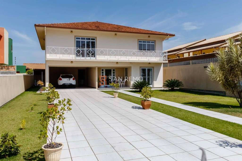 Casa com 5 dormitórios e 4 banheiros, 530 m² — photo 3