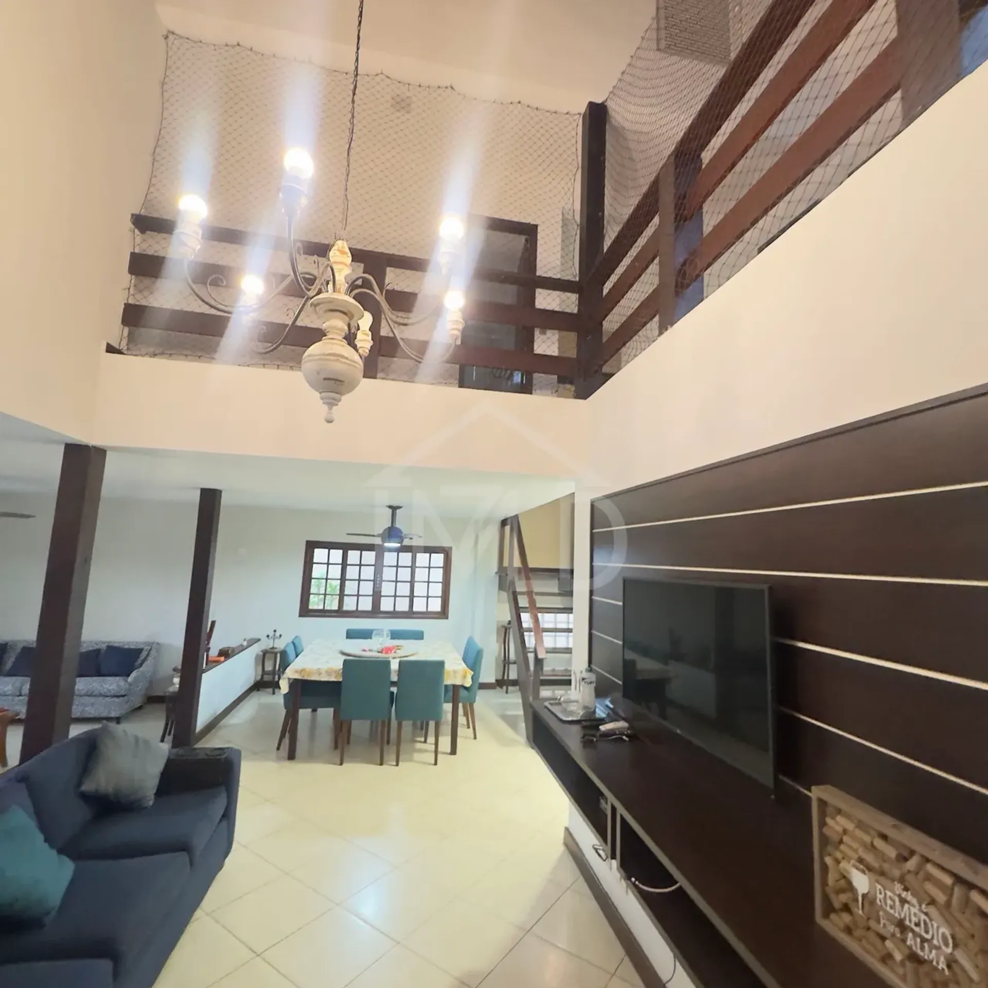 Furnished house, 250 m², with a walk-in closet — photo 42