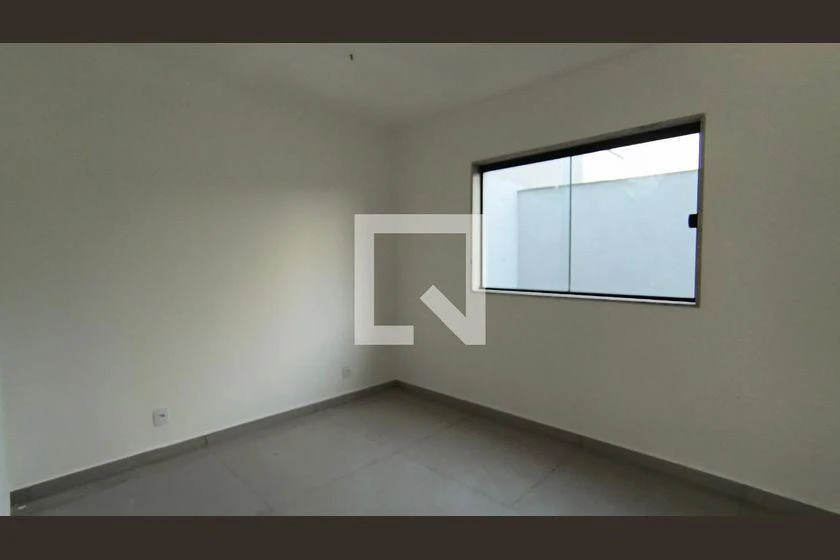 4-bedroom house with 210 m² and 4 parking spaces — photo 25