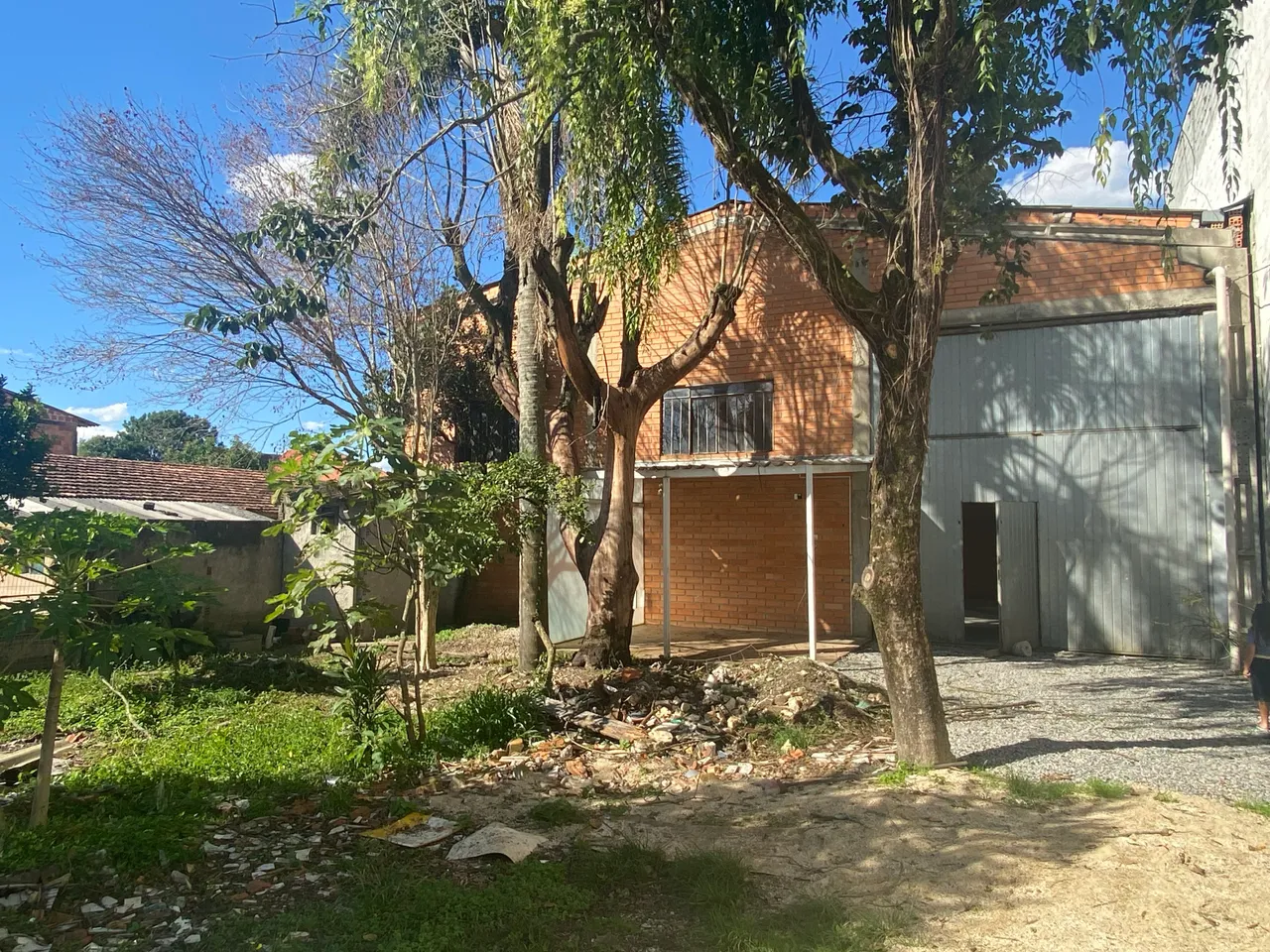 House with 3 bedrooms and a separate kitchen — photo 6