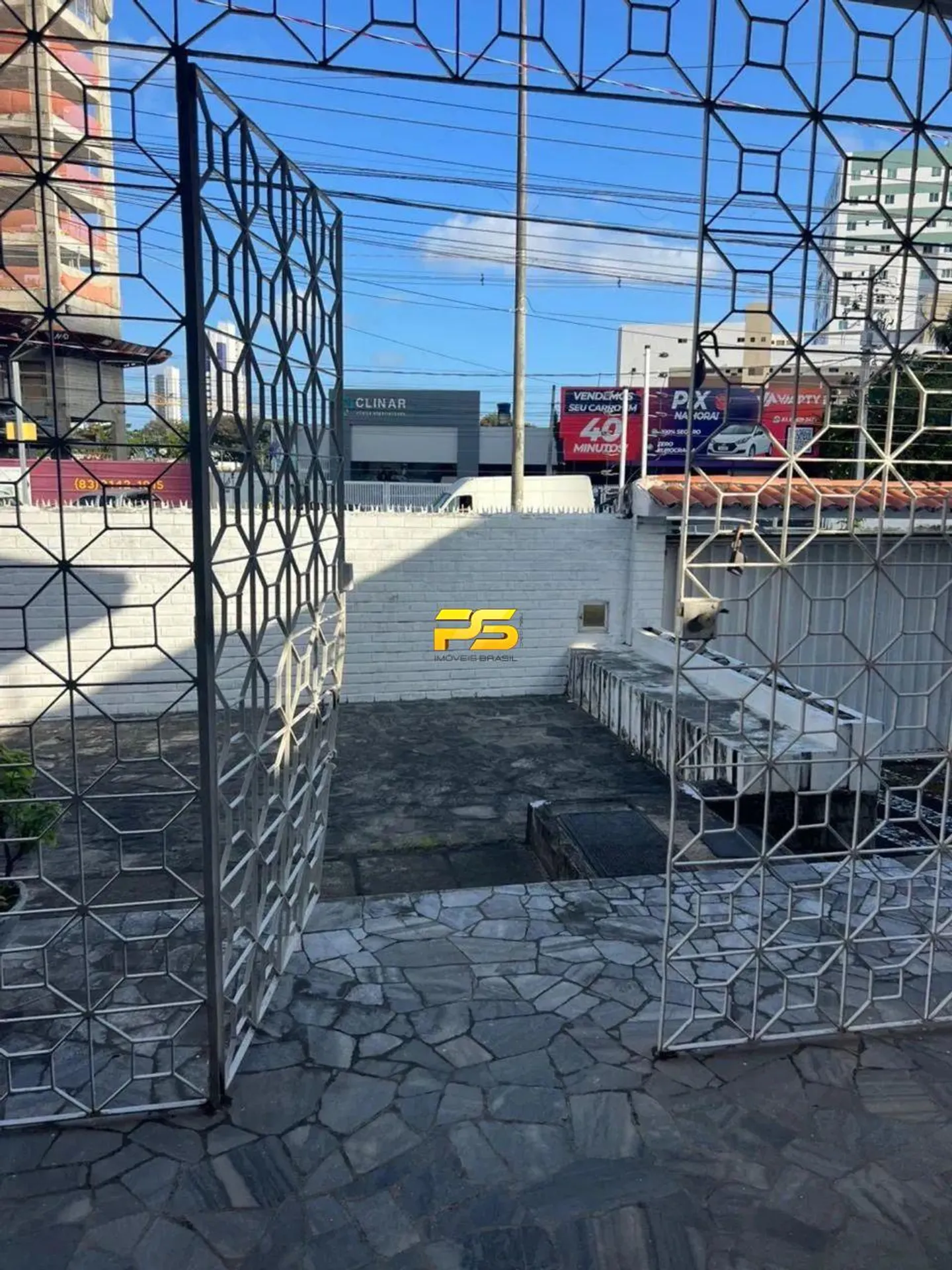 Будинок 406 м² з 3 спальнями та 3 ванними — photo 9