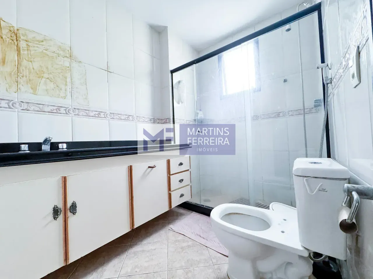 Rental penthouse with 3 suites and a closed-off kitchen — photo 9