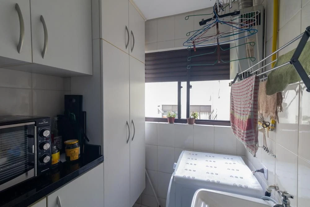 3-bedroom apartment with a home office — photo 21