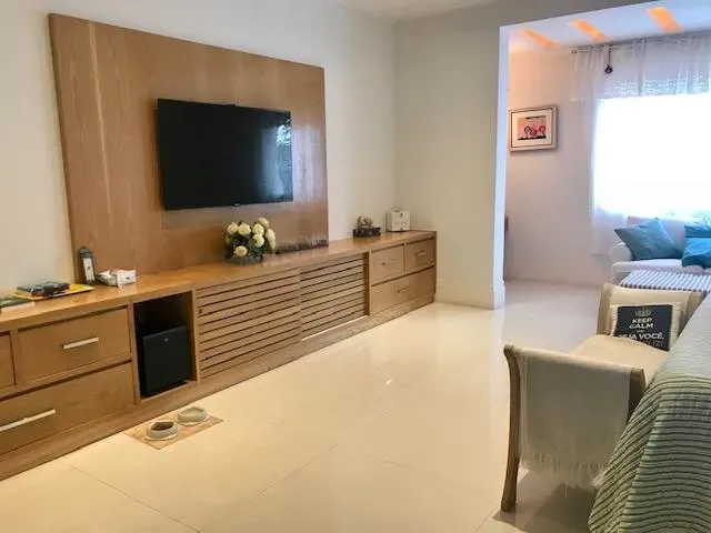 Unfurnished apartment with 3 bedrooms and 5 bathrooms — photo 35