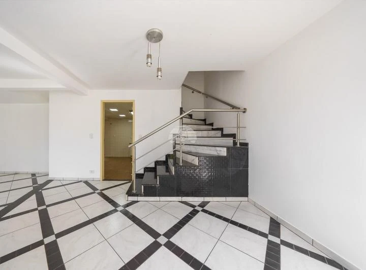 House with 4 bedrooms and 1 en-suite, 151 m² — photo 7