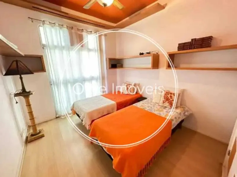 Furnished apartment with 4 bedrooms and 5 bathrooms — photo 3