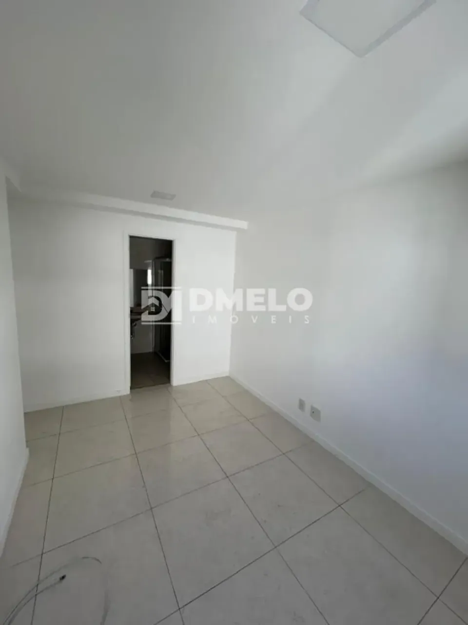 Unfurnished apartment with 3 bedrooms, 3 baths and a closed kitchen — photo 17
