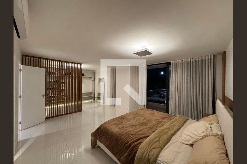 Rental house with 4 suites and 450 m² — photo 3